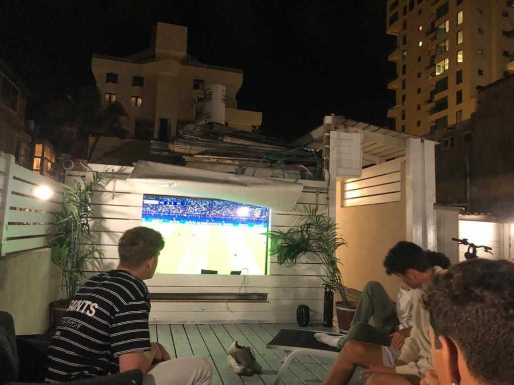 דירת סטודיו יפיפיה על גג ומרפסת שמש ברחוב הירקון Daire Tel Aviv Dış mekan fotoğraf
